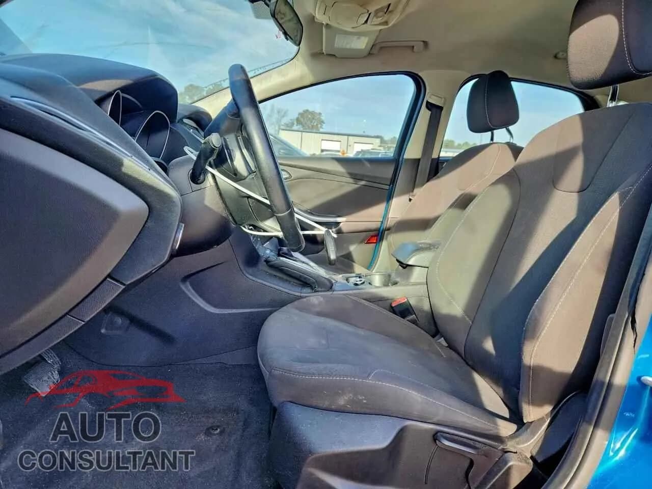 2012 FORD FOCUS Damaged VIN 1FAHP3N27CL308656 – exterior detail 2012 FORD FOCUS Damaged VIN 1FAHP3N27CL308656 – exterior detail