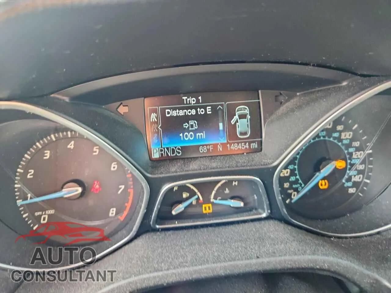 2012 FORD FOCUS Damaged VIN 1FAHP3N27CL308656 – trunk area 2012 FORD FOCUS Damaged VIN 1FAHP3N27CL308656 – trunk area