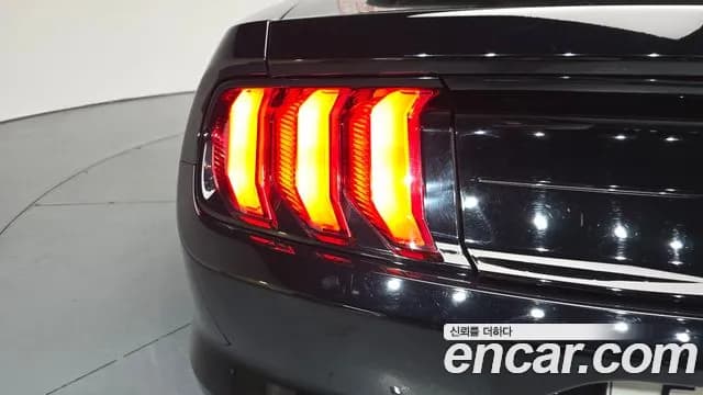 2019 Ford Mustang GT Convertible Sold VIN 1FATP8FF5K5153682 – photo 18 2019 Ford Mustang GT Convertible Sold VIN 1FATP8FF5K5153682 – photo 18