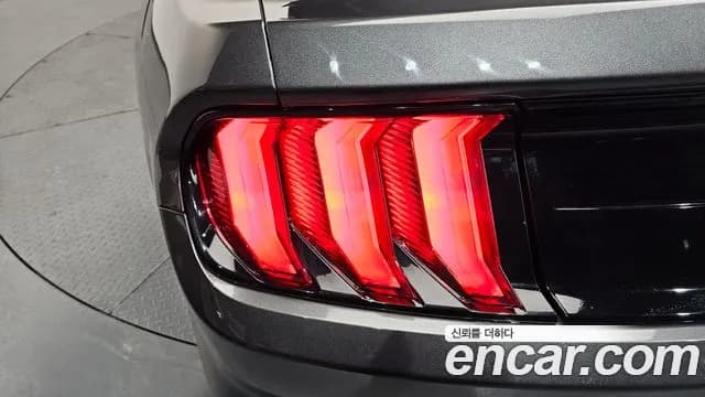 2020 Ford Mustang Convertible Sold VIN 1FATP8UH7L5128885 – photo 14 2020 Ford Mustang Convertible Sold VIN 1FATP8UH7L5128885 – photo 14
