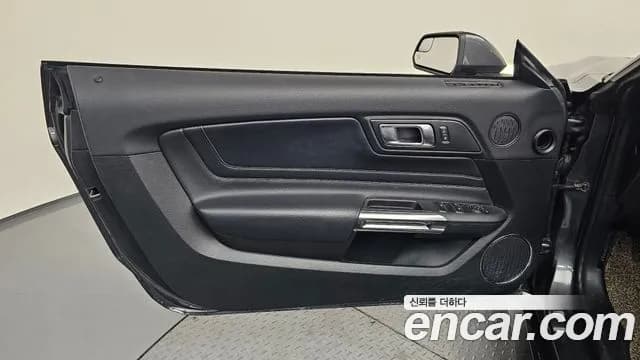 2020 Ford Mustang Convertible Sold VIN 1FATP8UH7L5128885 – photo 26 2020 Ford Mustang Convertible Sold VIN 1FATP8UH7L5128885 – photo 26