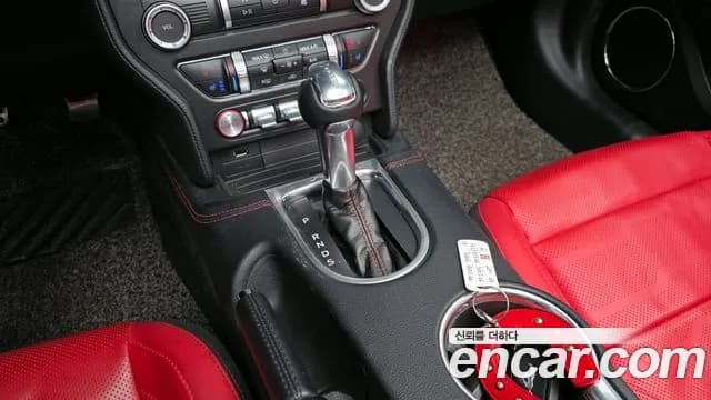 2021 Ford Mustang Convertible Sold VIN 1FATP8UH8M5124507 – front exterior 2021 Ford Mustang Convertible Sold VIN 1FATP8UH8M5124507 – front exterior
