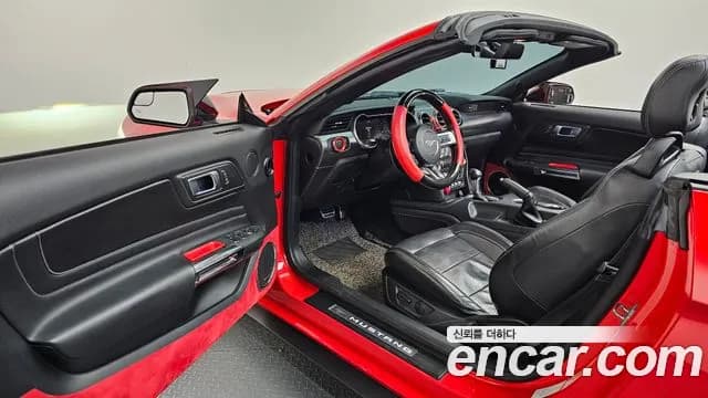 2020 Ford Mustang Convertible Sold VIN 1FATP8UH9L5161127 – photo 14 2020 Ford Mustang Convertible Sold VIN 1FATP8UH9L5161127 – photo 14