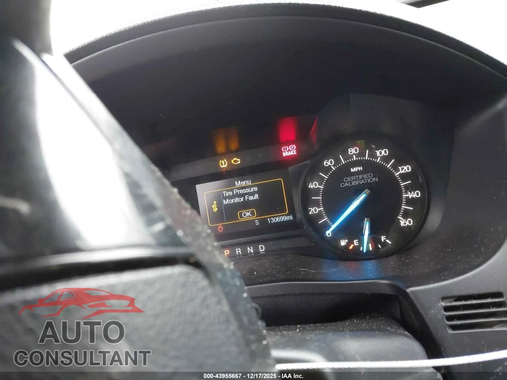 2018 FORD POLICE INTERCEPTOR UTILITY Damaged VIN 1FM5K8ARXJGC42889 – exterior detail 2018 FORD POLICE INTERCEPTOR UTILITY Damaged VIN 1FM5K8ARXJGC42889 – exterior detail