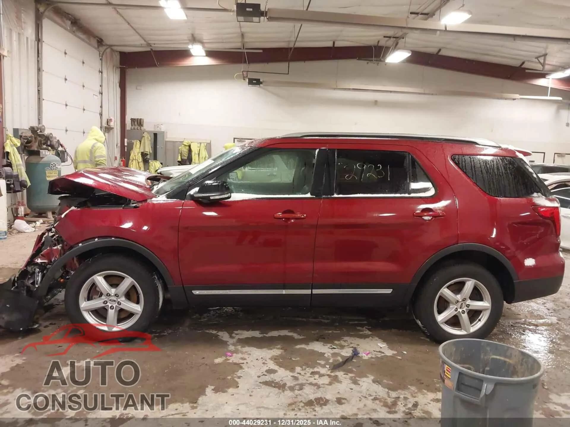 2017 FORD EXPLORER Damaged VIN 1FM5K8D80HGA42424 – photo 14 2017 FORD EXPLORER Damaged VIN 1FM5K8D80HGA42424 – photo 14