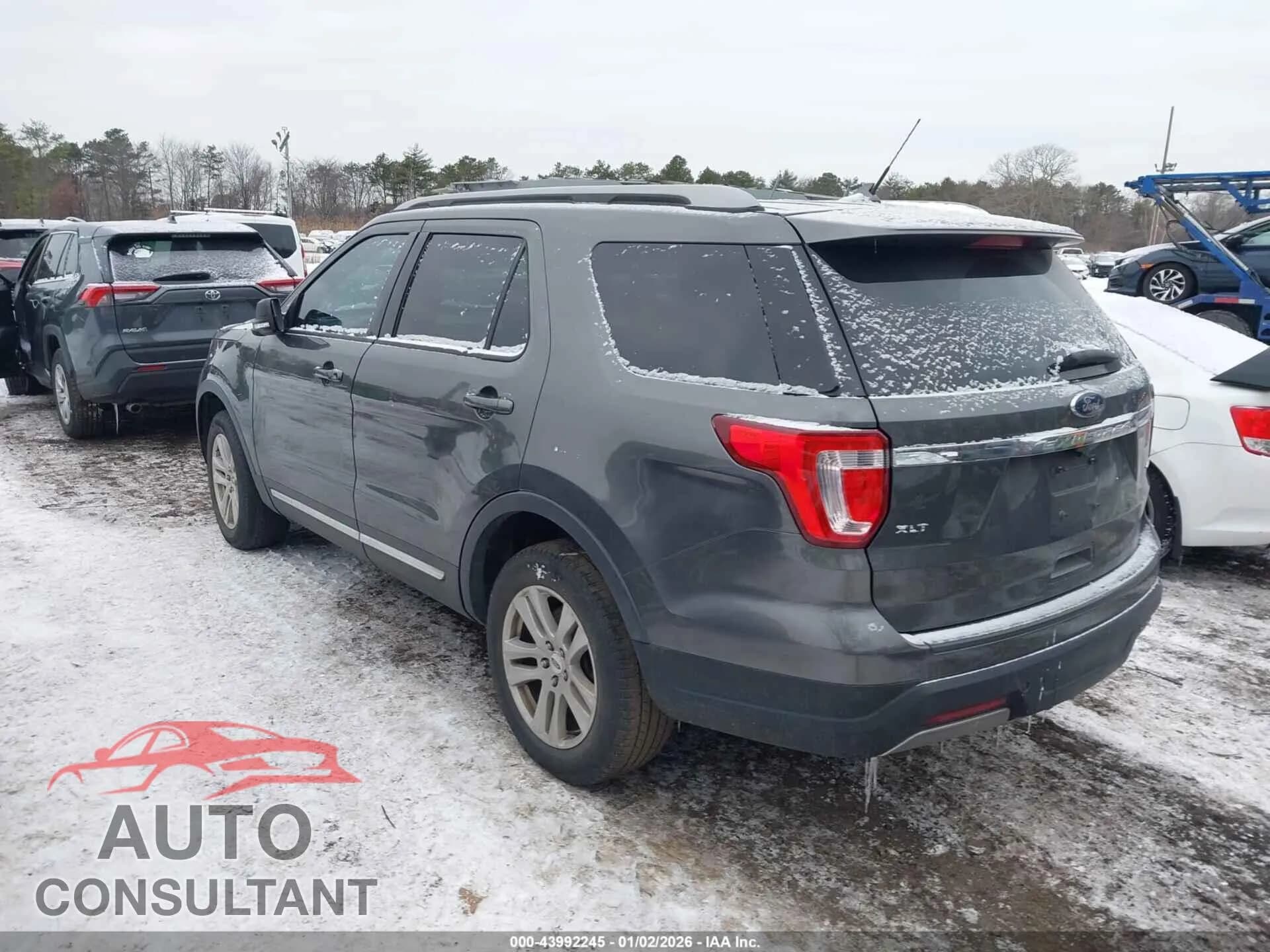 2019 FORD EXPLORER Damaged VIN 1FM5K8D85KGB18811 – side profile 2019 FORD EXPLORER Damaged VIN 1FM5K8D85KGB18811 – side profile