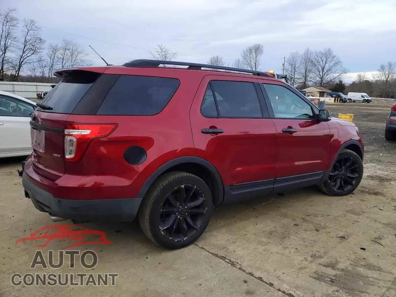 2013 FORD EXPLORER Damaged VIN 1FM5K8D86DGB21896 – side profile 2013 FORD EXPLORER Damaged VIN 1FM5K8D86DGB21896 – side profile