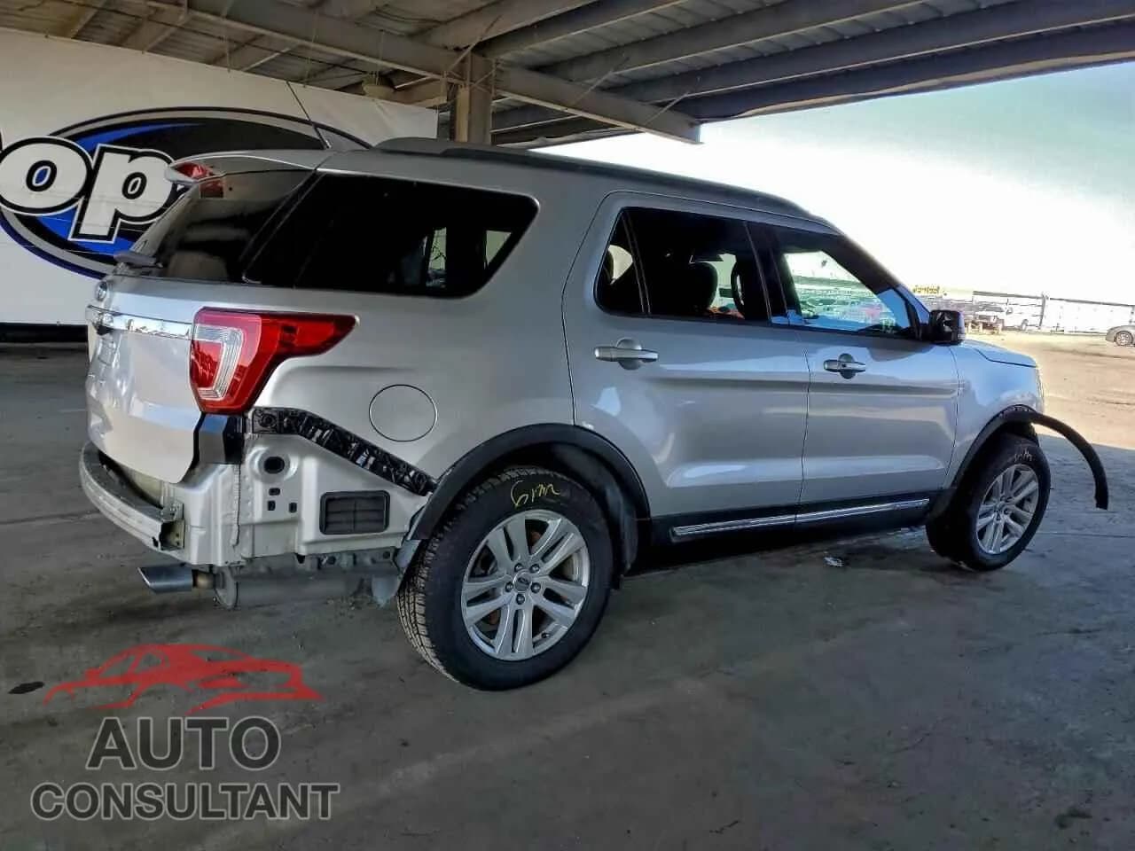2018 FORD EXPLORER Damaged VIN 1FM5K8D87JGB18355 – side profile 2018 FORD EXPLORER Damaged VIN 1FM5K8D87JGB18355 – side profile