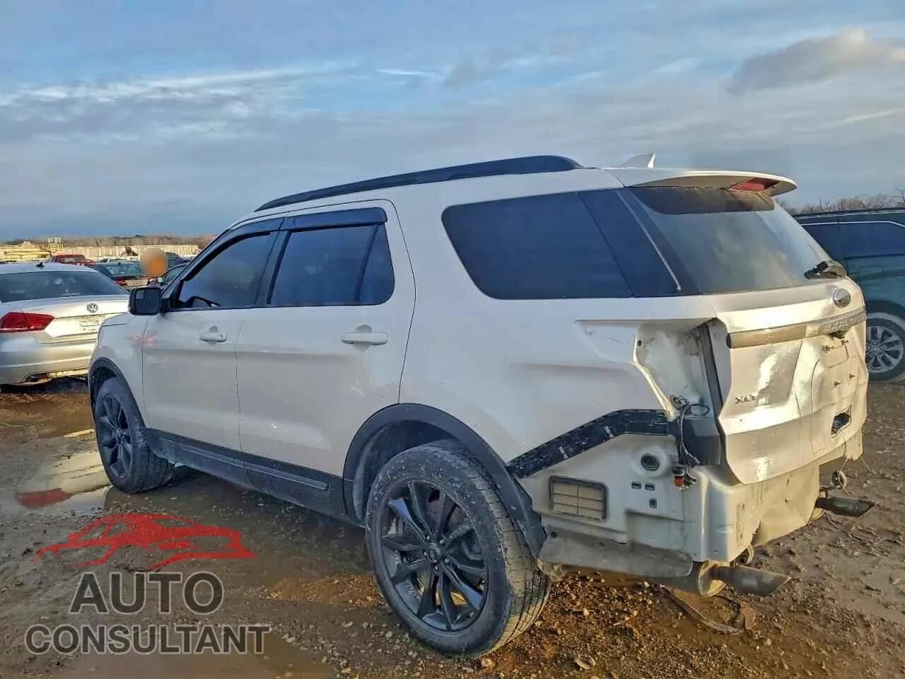 2017 FORD EXPLORER Damaged VIN 1FM5K8D88HGC13226 – rear exterior 2017 FORD EXPLORER Damaged VIN 1FM5K8D88HGC13226 – rear exterior