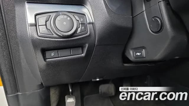 2017 Ford Explorer 3.5 Limited 4WD Sold VIN 1FM5K8F81HGD71033 – photo 16 2017 Ford Explorer 3.5 Limited 4WD Sold VIN 1FM5K8F81HGD71033 – photo 16