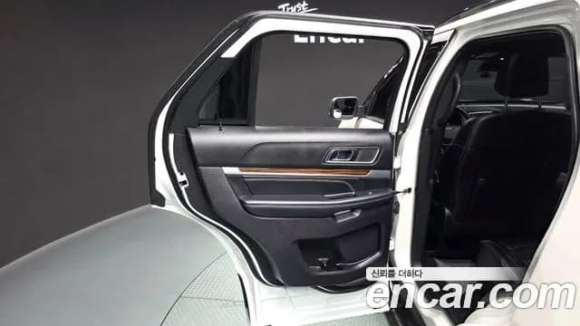2019 Ford Explorer 2.3 Limited 4WD Sold VIN 1FM5K8FH6KGA56350 – side profile 2019 Ford Explorer 2.3 Limited 4WD Sold VIN 1FM5K8FH6KGA56350 – side profile