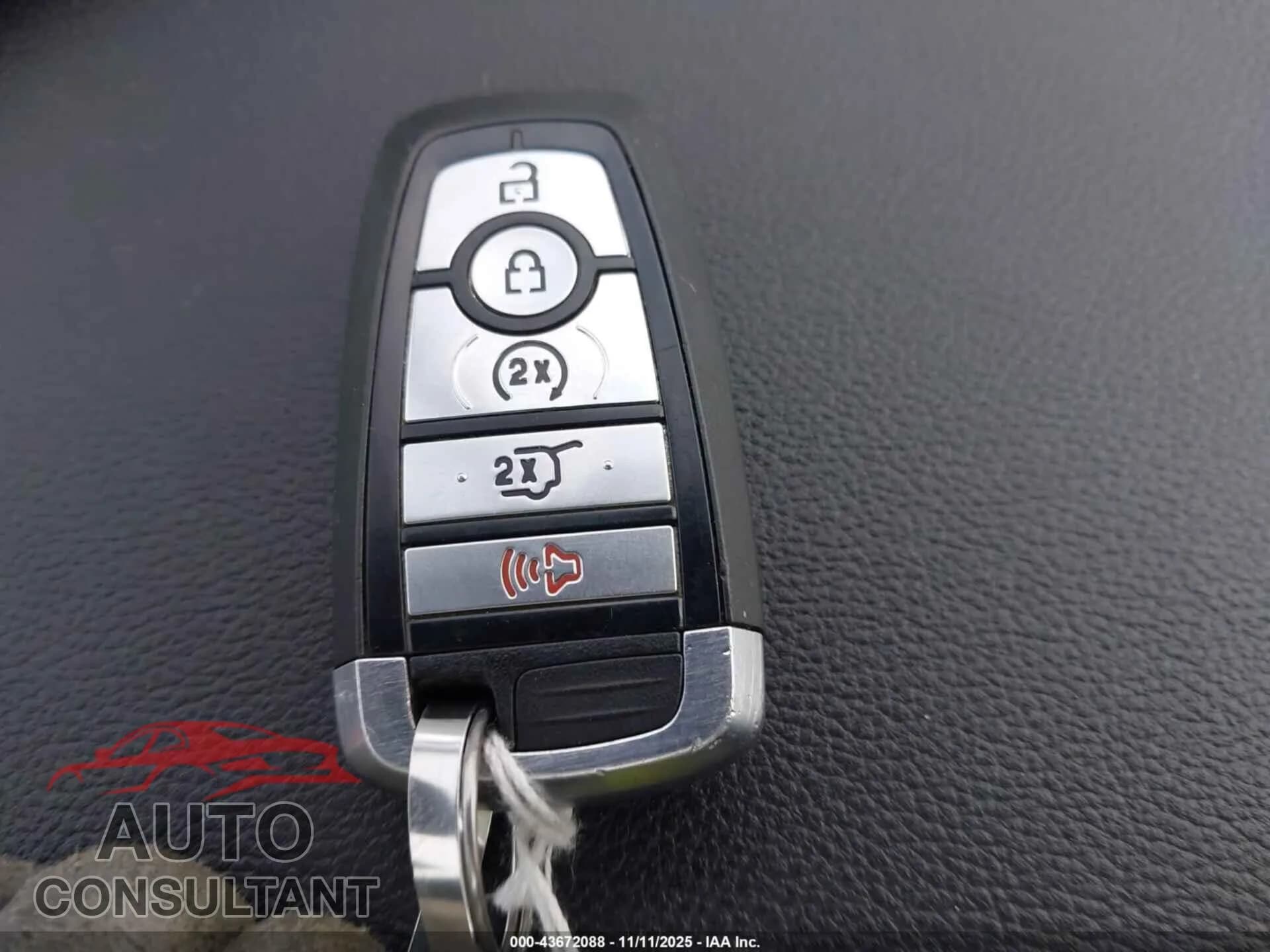 2020 FORD EXPLORER Damaged VIN 1FM5K8GC9LGC07458 – photo 11 2020 FORD EXPLORER Damaged VIN 1FM5K8GC9LGC07458 – photo 11