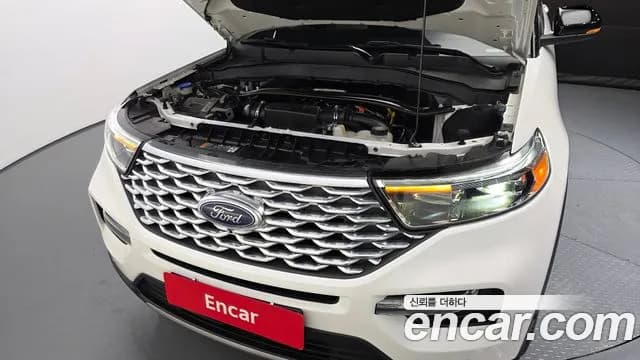 2022 Ford Explorer 6th Gen 3.0 Platinum 4WD Sold VIN 1FM5K8HC7NGA53687 – exterior detail 2022 Ford Explorer 6th Gen 3.0 Platinum 4WD Sold VIN 1FM5K8HC7NGA53687 – exterior detail