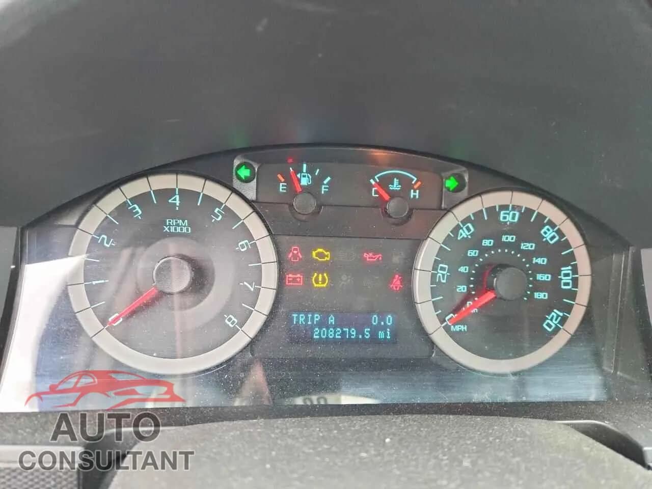 2011 FORD ESCAPE Damaged VIN 1FMCU0D7XBKA98126 – trunk area 2011 FORD ESCAPE Damaged VIN 1FMCU0D7XBKA98126 – trunk area