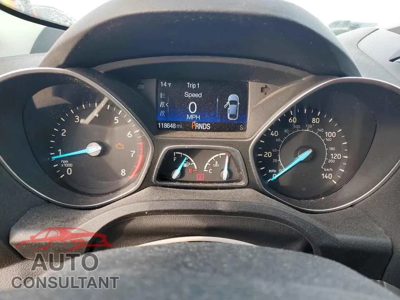 2017 FORD ESCAPE Damaged VIN 1FMCU0F72HUC74001 – trunk area 2017 FORD ESCAPE Damaged VIN 1FMCU0F72HUC74001 – trunk area