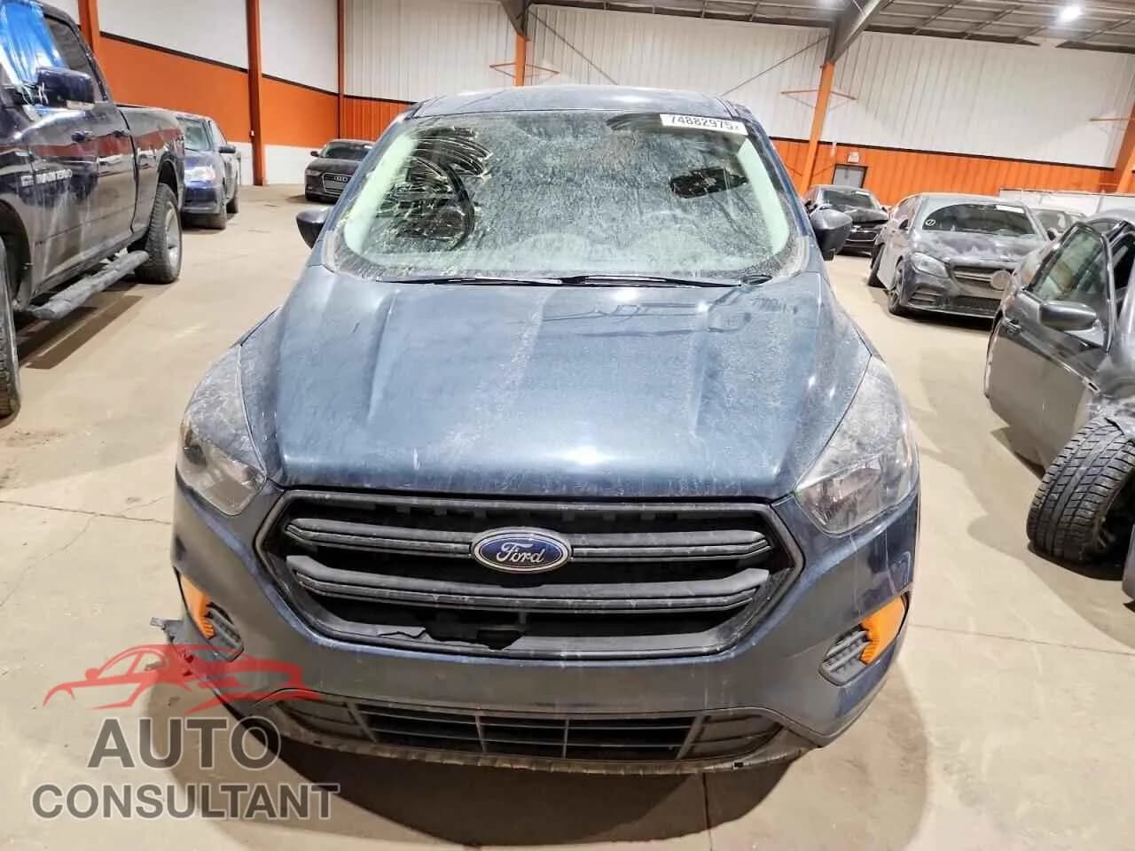 2019 FORD ESCAPE Damaged VIN 1FMCU0F76KUB08247 – interior seats 2019 FORD ESCAPE Damaged VIN 1FMCU0F76KUB08247 – interior seats