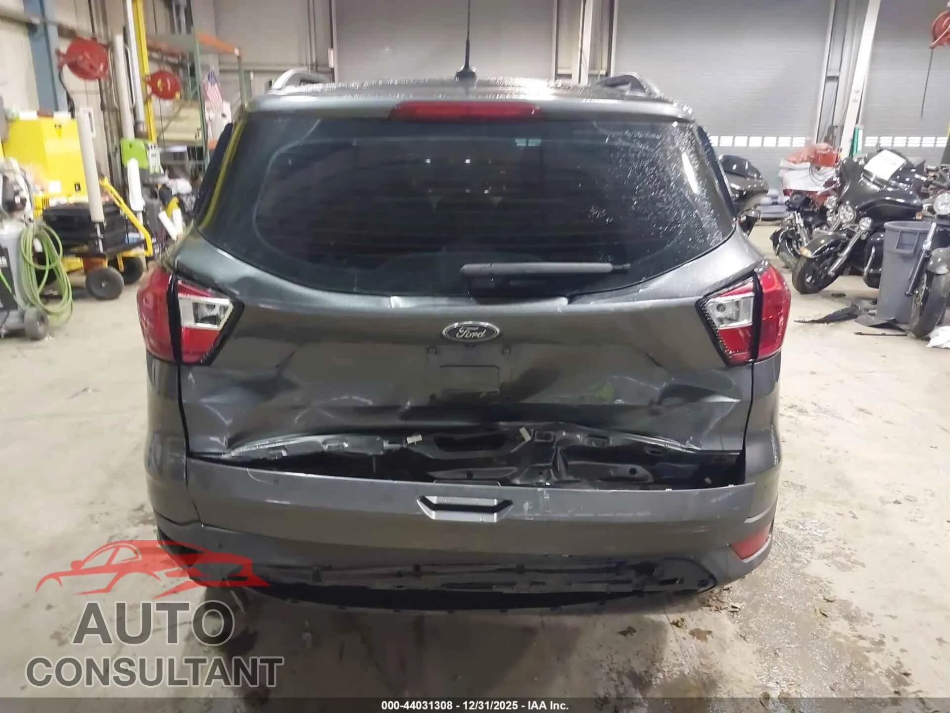 2019 FORD ESCAPE Damaged VIN 1FMCU0F79KUB24040 – photo 16 2019 FORD ESCAPE Damaged VIN 1FMCU0F79KUB24040 – photo 16