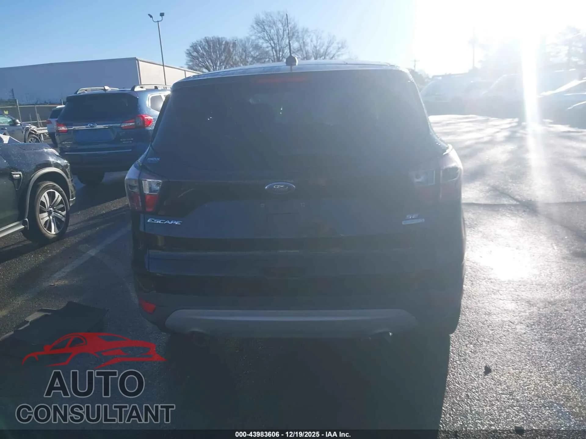 2017 FORD ESCAPE Damaged VIN 1FMCU0GD5HUA75092 – photo 15 2017 FORD ESCAPE Damaged VIN 1FMCU0GD5HUA75092 – photo 15