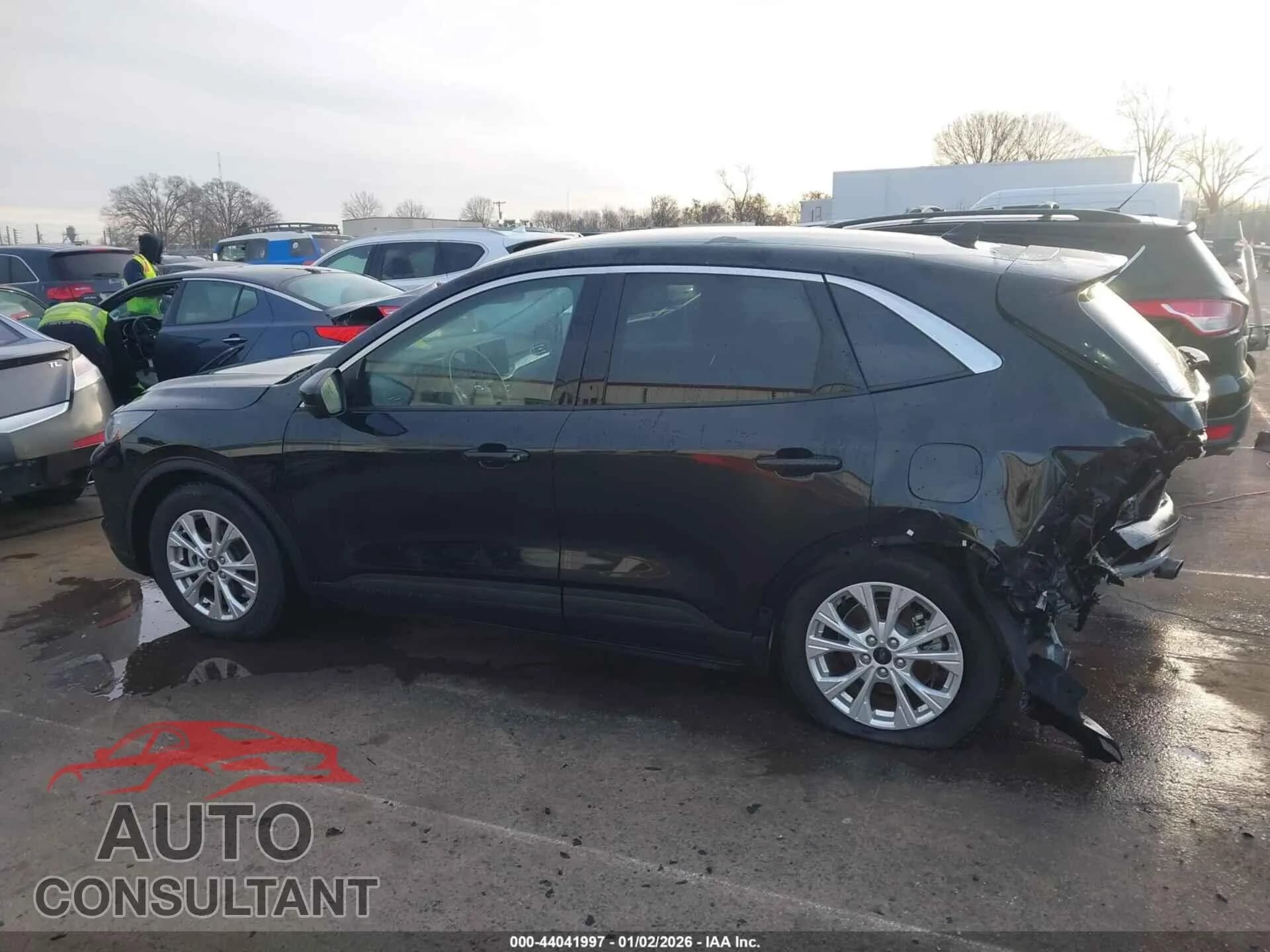 2023 FORD ESCAPE Damaged VIN 1FMCU0GN0PUA04227 – photo 14 2023 FORD ESCAPE Damaged VIN 1FMCU0GN0PUA04227 – photo 14