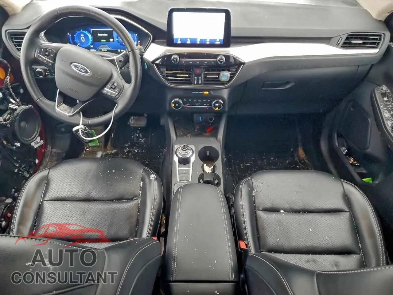 2020 FORD ESCAPE Damaged VIN 1FMCU9BZ3LUB67222 – undercarriage 2020 FORD ESCAPE Damaged VIN 1FMCU9BZ3LUB67222 – undercarriage