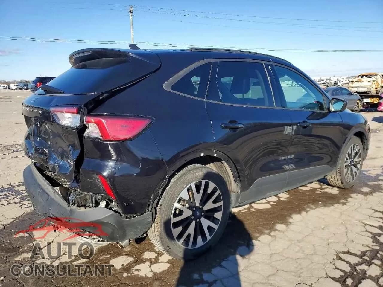 2020 FORD ESCAPE Damaged VIN 1FMCU9BZ3LUB74090 – side profile 2020 FORD ESCAPE Damaged VIN 1FMCU9BZ3LUB74090 – side profile