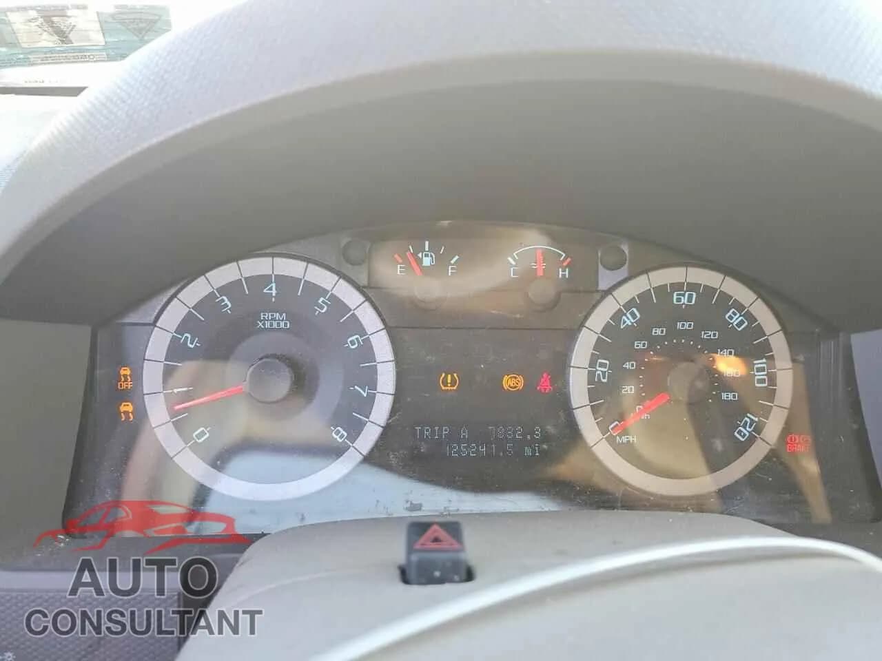 2011 FORD ESCAPE Damaged VIN 1FMCU9DG2BKB19961 – trunk area 2011 FORD ESCAPE Damaged VIN 1FMCU9DG2BKB19961 – trunk area