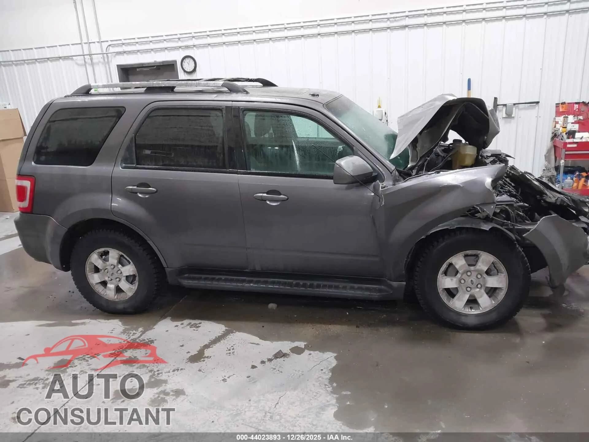 2010 FORD ESCAPE Damaged VIN 1FMCU9EG4AKA72185 – photo 14 2010 FORD ESCAPE Damaged VIN 1FMCU9EG4AKA72185 – photo 14