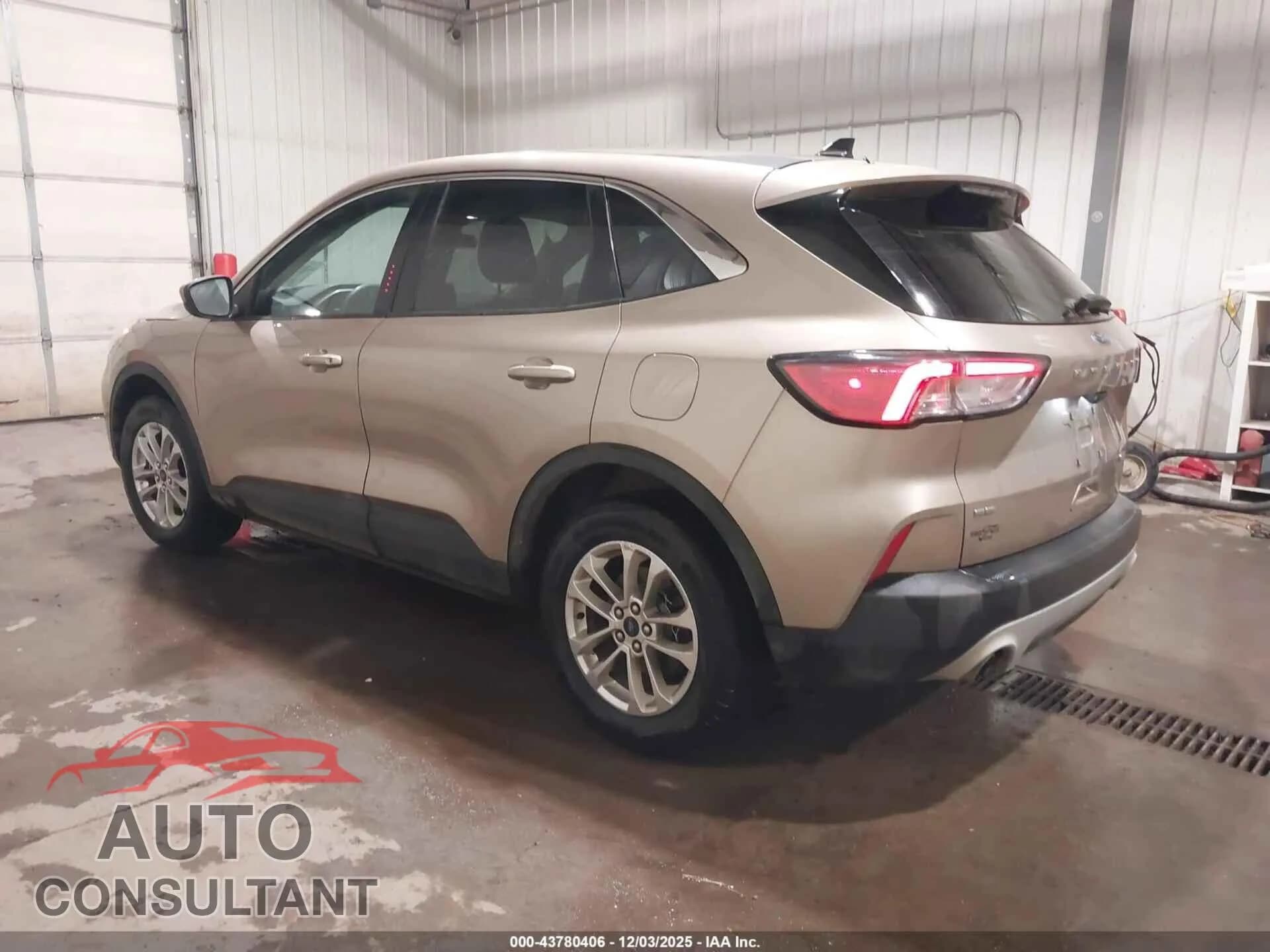 2020 FORD ESCAPE Damaged VIN 1FMCU9G6XLUA35220 – side profile 2020 FORD ESCAPE Damaged VIN 1FMCU9G6XLUA35220 – side profile
