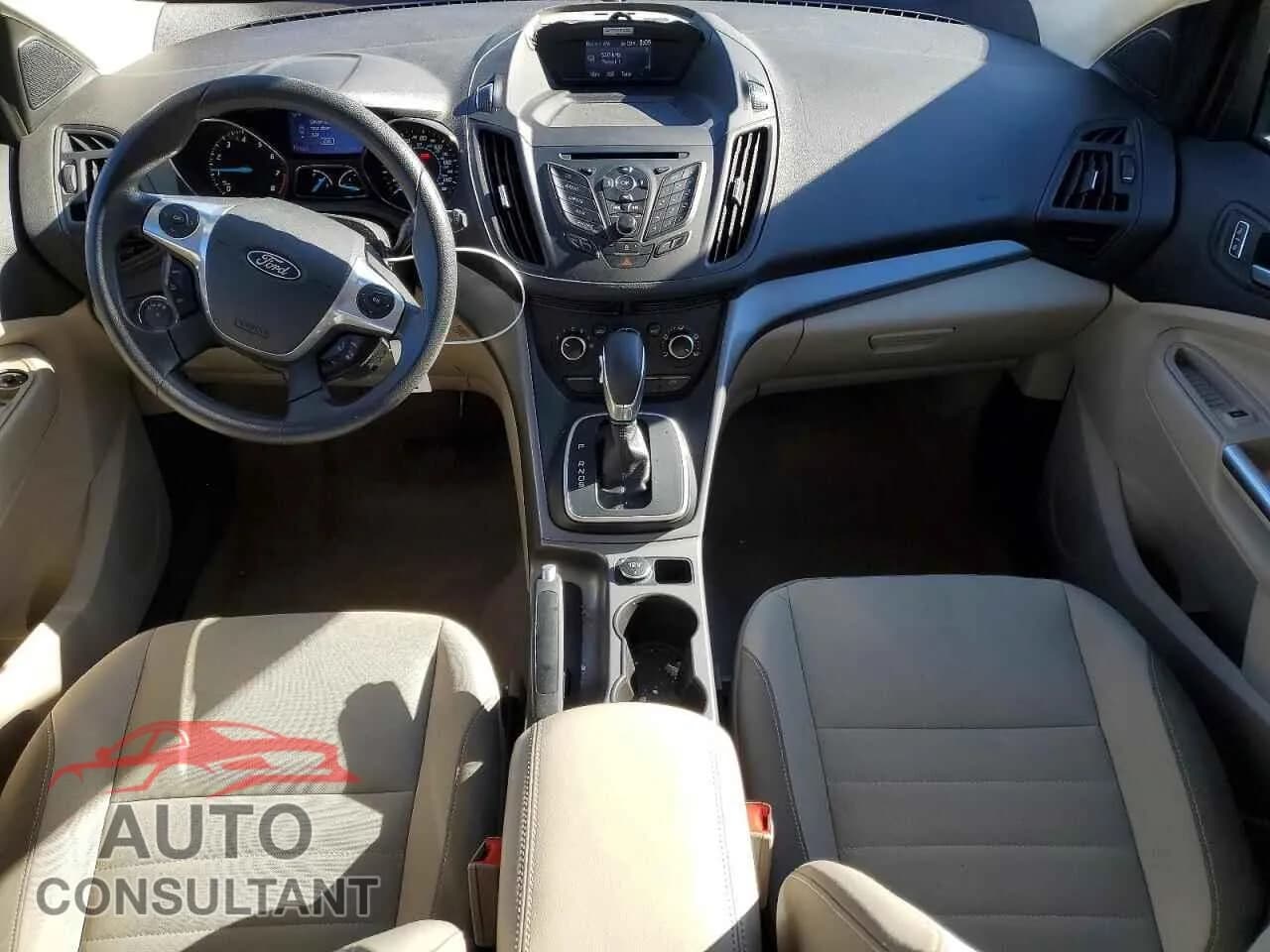 2013 FORD ESCAPE Damaged VIN 1FMCU9G99DUC03182 – undercarriage 2013 FORD ESCAPE Damaged VIN 1FMCU9G99DUC03182 – undercarriage