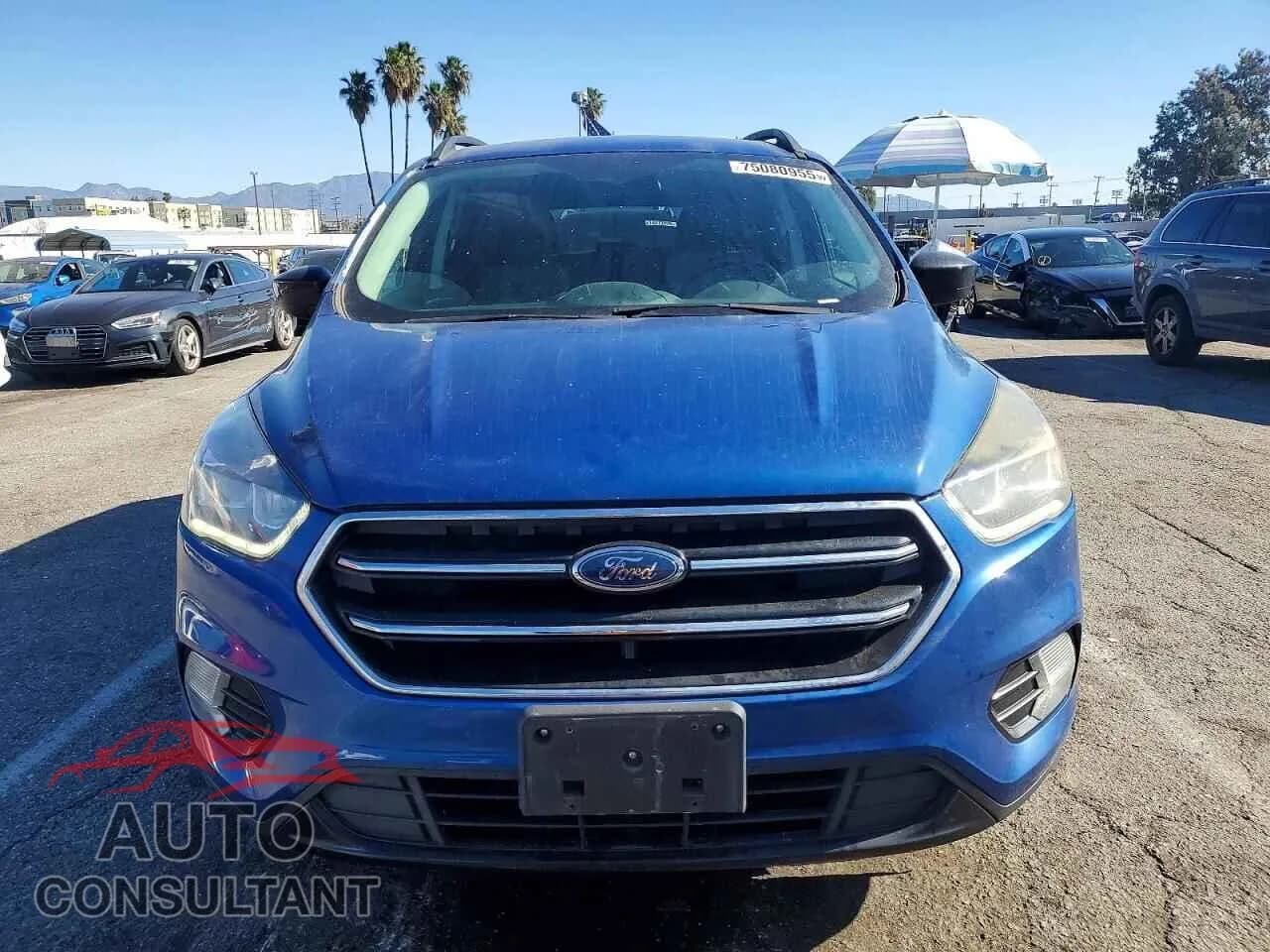 2018 FORD ESCAPE Damaged VIN 1FMCU9GD3JUA99546 – interior seats 2018 FORD ESCAPE Damaged VIN 1FMCU9GD3JUA99546 – interior seats