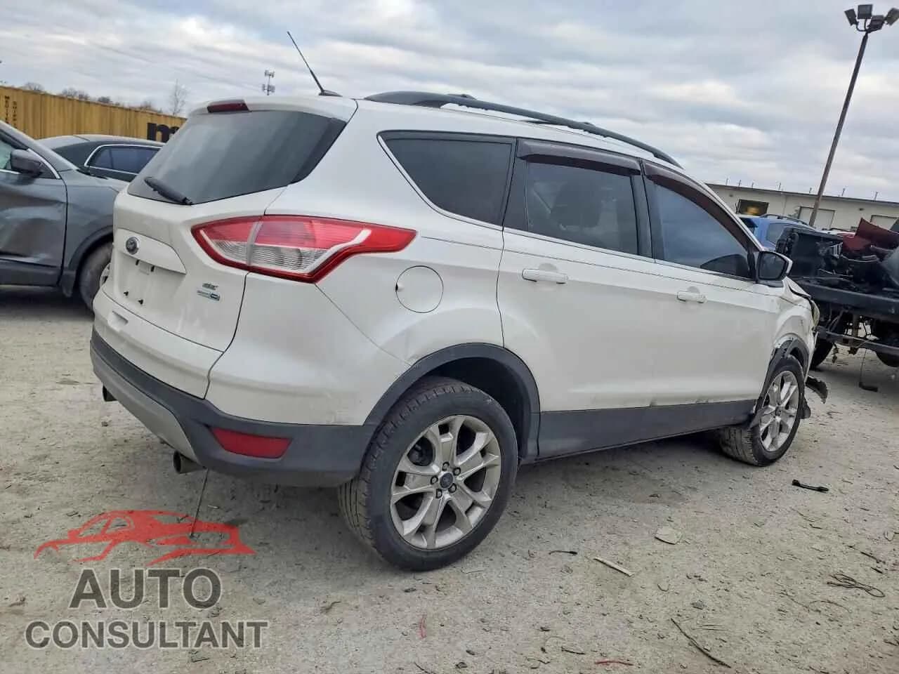 2013 FORD ESCAPE Damaged VIN 1FMCU9GX1DUA28957 – side profile 2013 FORD ESCAPE Damaged VIN 1FMCU9GX1DUA28957 – side profile