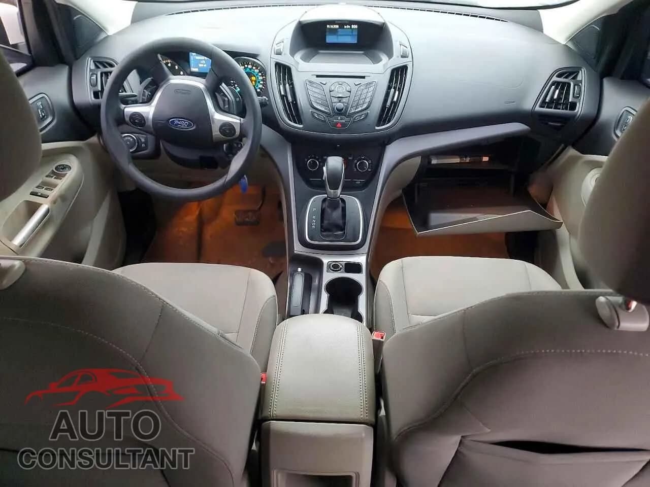 2013 FORD ESCAPE Damaged VIN 1FMCU9GX1DUA28957 – undercarriage 2013 FORD ESCAPE Damaged VIN 1FMCU9GX1DUA28957 – undercarriage