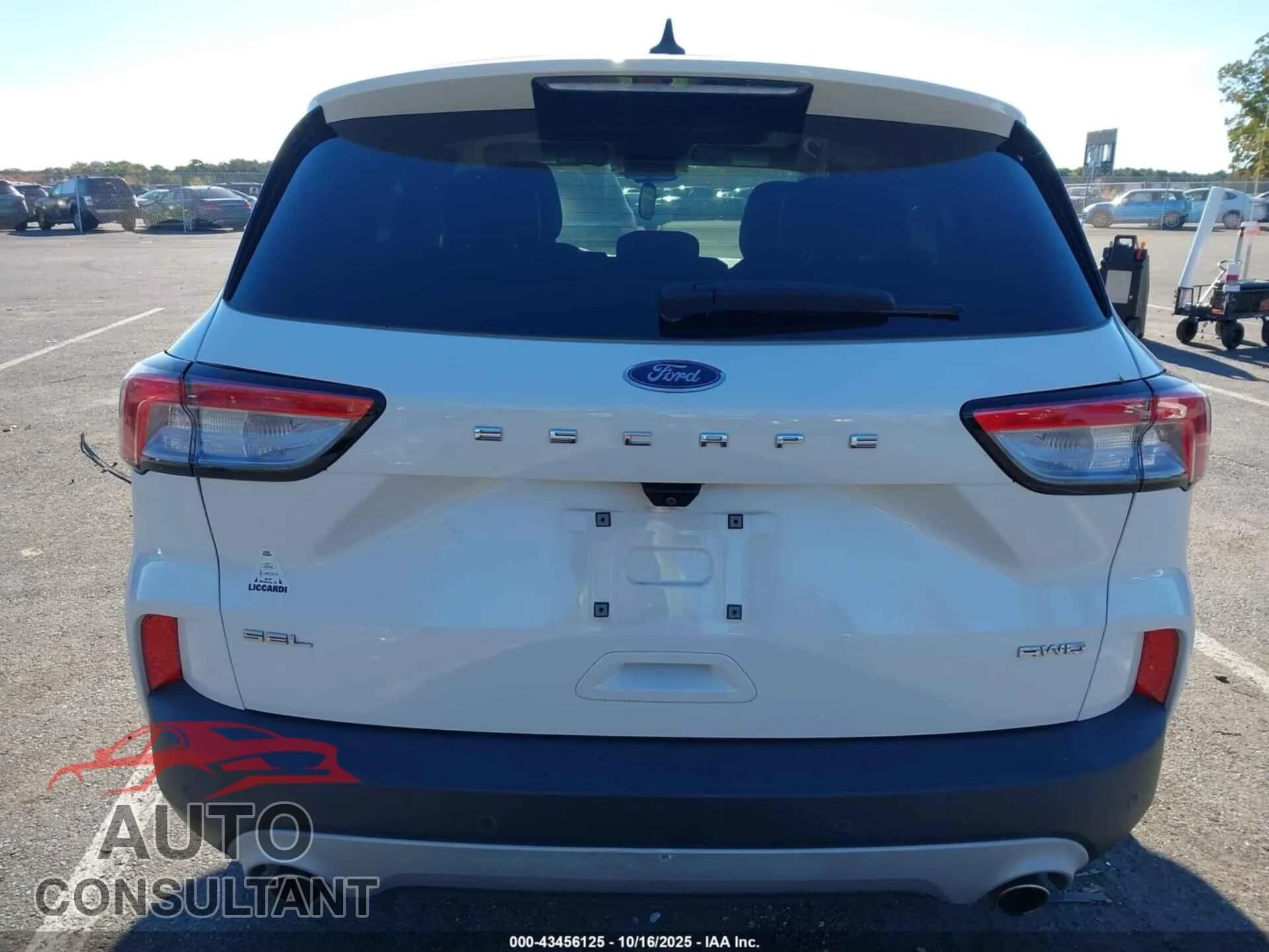 2021 FORD ESCAPE Damaged VIN 1FMCU9H6XMUB34460 – photo 16 2021 FORD ESCAPE Damaged VIN 1FMCU9H6XMUB34460 – photo 16