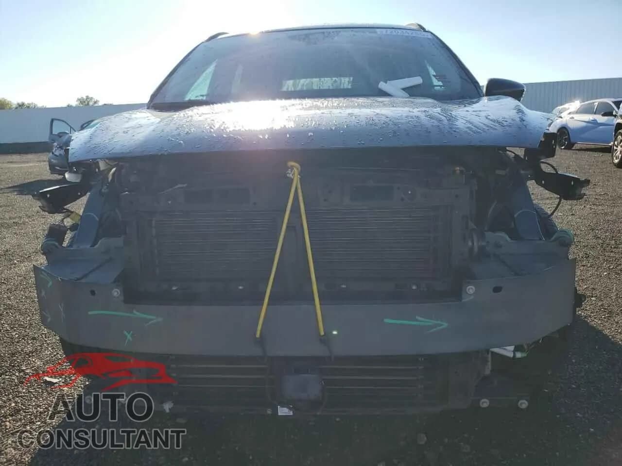 2020 FORD ESCAPE Damaged VIN 1FMCU9H93LUA40039 – interior seats 2020 FORD ESCAPE Damaged VIN 1FMCU9H93LUA40039 – interior seats