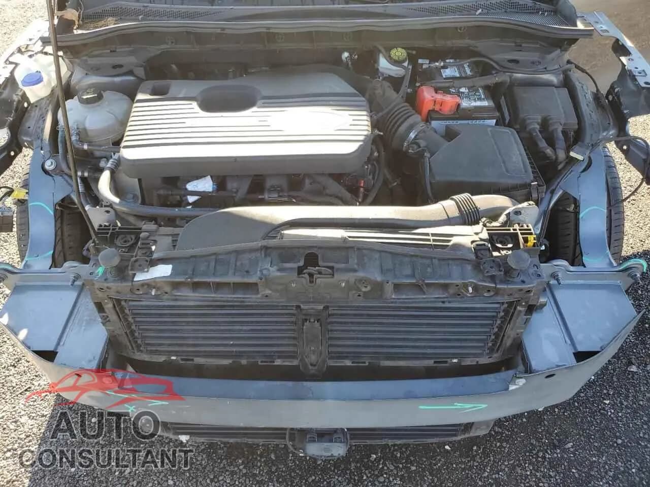 2020 FORD ESCAPE Damaged VIN 1FMCU9H93LUA40039 – photo 12 2020 FORD ESCAPE Damaged VIN 1FMCU9H93LUA40039 – photo 12