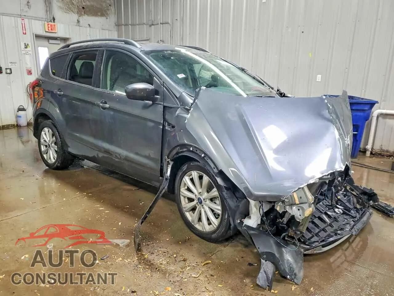 2019 FORD ESCAPE Damaged VIN 1FMCU9HD0KUB22149 – dashboard 2019 FORD ESCAPE Damaged VIN 1FMCU9HD0KUB22149 – dashboard