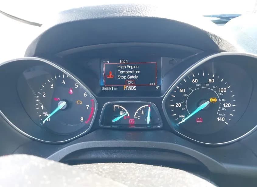 2018 FORD Escape Used VIN 1FMCU9HDXJUB40169 – exterior detail 2018 FORD Escape Used VIN 1FMCU9HDXJUB40169 – exterior detail