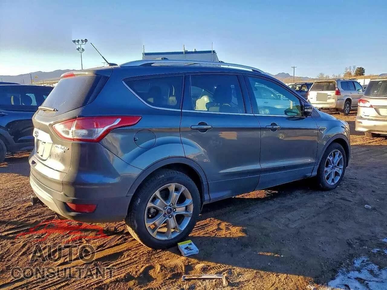 2016 FORD ESCAPE Damaged VIN 1FMCU9J90GUA44954 – side profile 2016 FORD ESCAPE Damaged VIN 1FMCU9J90GUA44954 – side profile