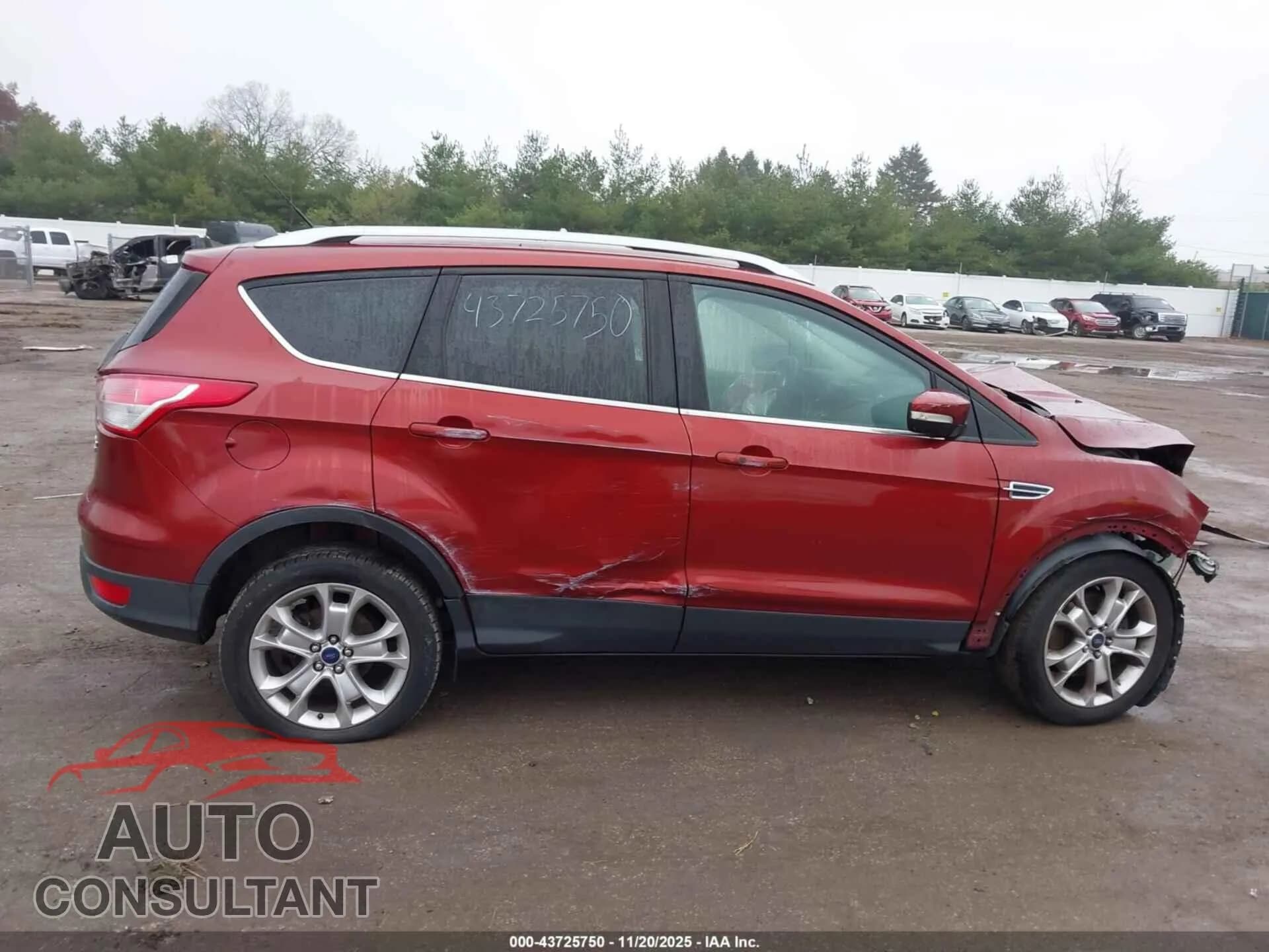 2016 FORD ESCAPE Damaged VIN 1FMCU9JX9GUC36727 – photo 13 2016 FORD ESCAPE Damaged VIN 1FMCU9JX9GUC36727 – photo 13