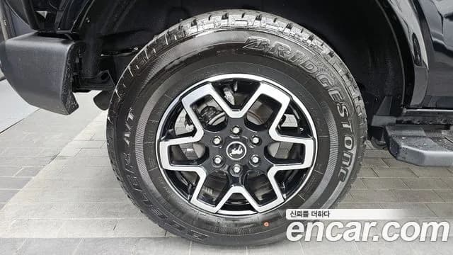 2024 Ford Bronco 6th Gen 2.3 Outer Banks Sold VIN 1FMDE8BH9RLB33335 – interior seats 2024 Ford Bronco 6th Gen 2.3 Outer Banks Sold VIN 1FMDE8BH9RLB33335 – interior seats