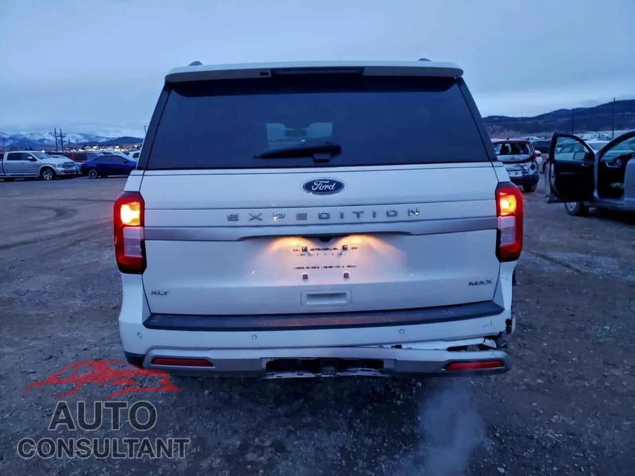 2023 FORD EXPEDITION Damaged VIN 1FMJK1J83PEA05937 – engine bay 2023 FORD EXPEDITION Damaged VIN 1FMJK1J83PEA05937 – engine bay