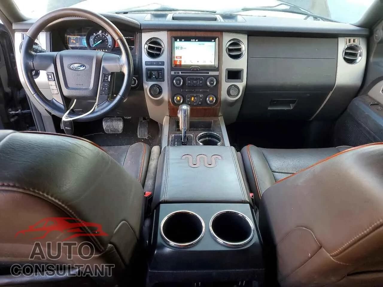 2016 FORD EXPEDITION Damaged VIN 1FMJK1JT6GEF17731 – undercarriage 2016 FORD EXPEDITION Damaged VIN 1FMJK1JT6GEF17731 – undercarriage