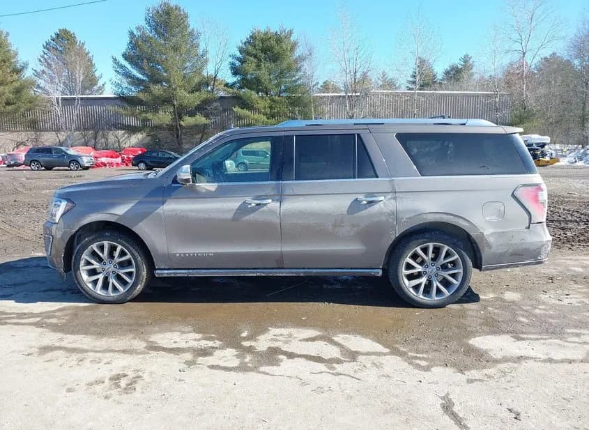 2018 FORD Expedition MAX Used VIN 1FMJK1MT8JEA05567 – undercarriage 2018 FORD Expedition MAX Used VIN 1FMJK1MT8JEA05567 – undercarriage