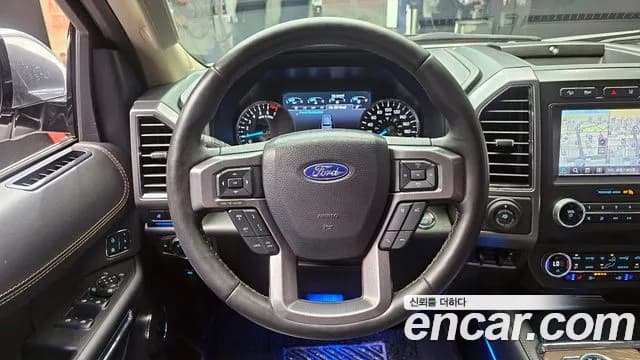 2021 Ford Expedition Platinum 4WD Sold VIN 1FMJU1MT0MEA14973 – photo 19 2021 Ford Expedition Platinum 4WD Sold VIN 1FMJU1MT0MEA14973 – photo 19