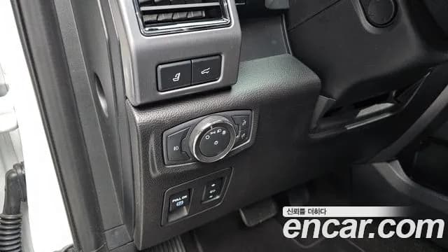2021 Ford Expedition Platinum 4WD Sold VIN 1FMJU1MT2MEA07099 – front exterior 2021 Ford Expedition Platinum 4WD Sold VIN 1FMJU1MT2MEA07099 – front exterior