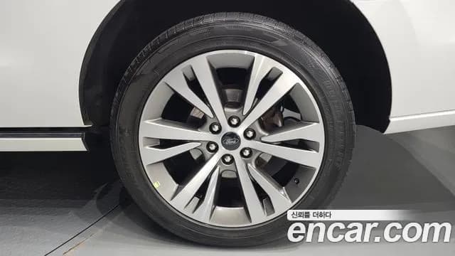 2021 Ford Expedition Platinum 4WD Sold VIN 1FMJU1MT2MEA07099 – photo 16 2021 Ford Expedition Platinum 4WD Sold VIN 1FMJU1MT2MEA07099 – photo 16
