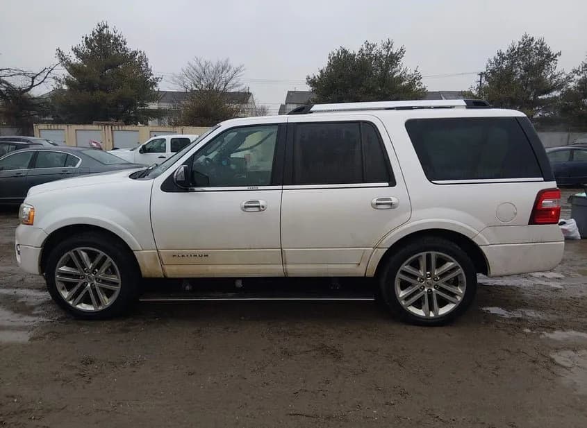 2017 FORD Expedition Used VIN 1FMJU1MT5HEA76293 – rear exterior 2017 FORD Expedition Used VIN 1FMJU1MT5HEA76293 – rear exterior
