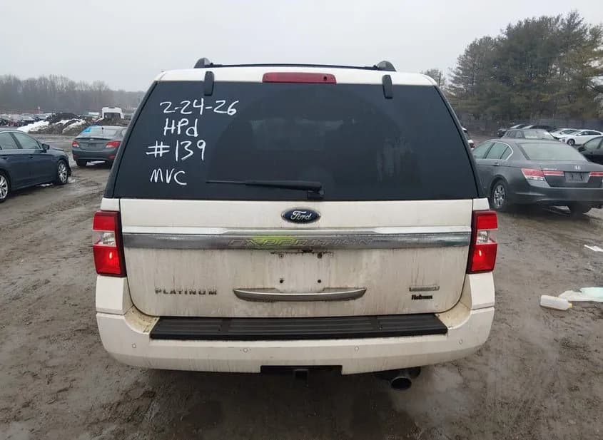 2017 FORD Expedition Used VIN 1FMJU1MT5HEA76293 – interior seats 2017 FORD Expedition Used VIN 1FMJU1MT5HEA76293 – interior seats