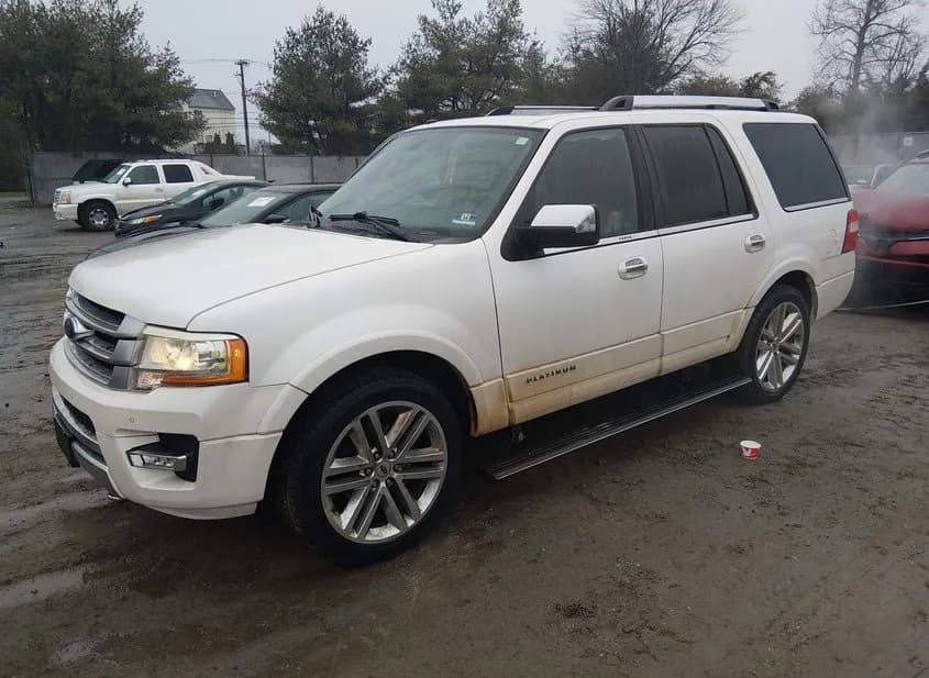 2017 FORD Expedition Used VIN 1FMJU1MT5HEA76293 – exterior detail 2017 FORD Expedition Used VIN 1FMJU1MT5HEA76293 – exterior detail