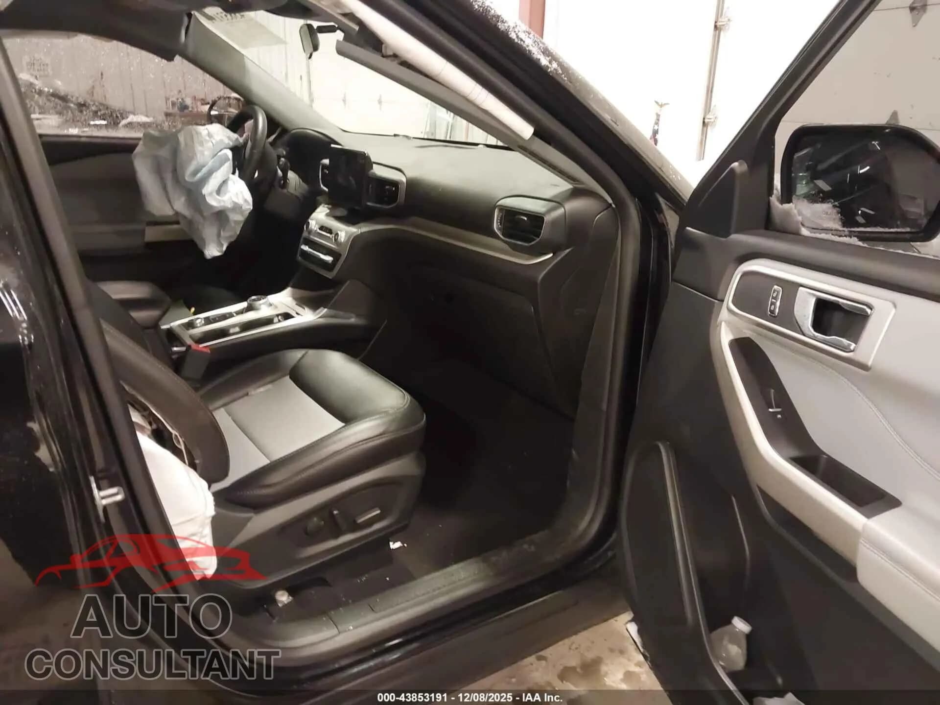 2022 FORD EXPLORER Damaged VIN 1FMSK8DH8NGC21048 – interior seats 2022 FORD EXPLORER Damaged VIN 1FMSK8DH8NGC21048 – interior seats